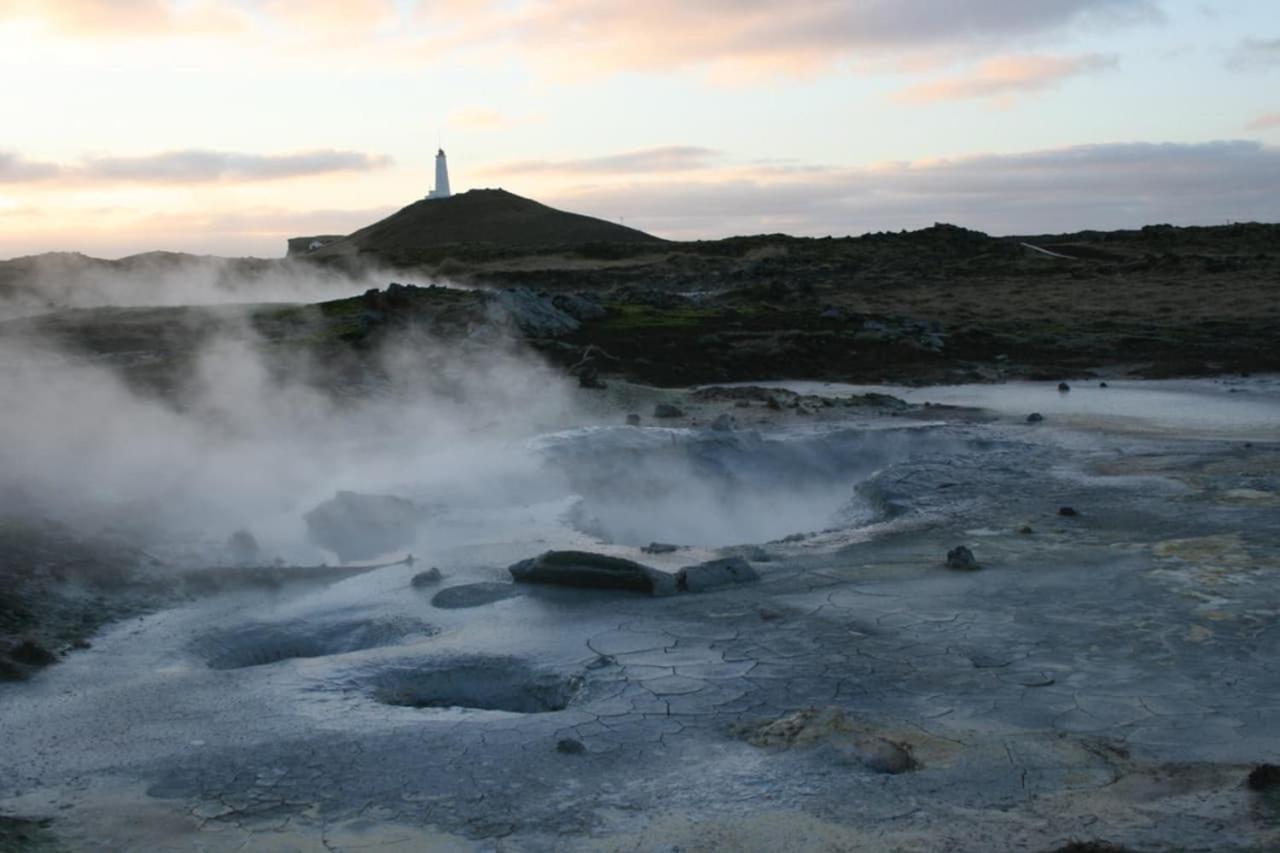Mar Guesthouse Grindavík Exteriör bild
